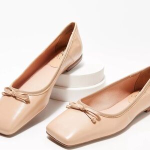 🍂NWB Vince Camuto Square Nude Ballet Flats